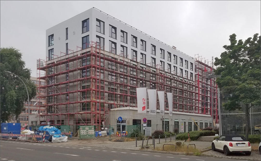 hotelhoch2frank02.jpg