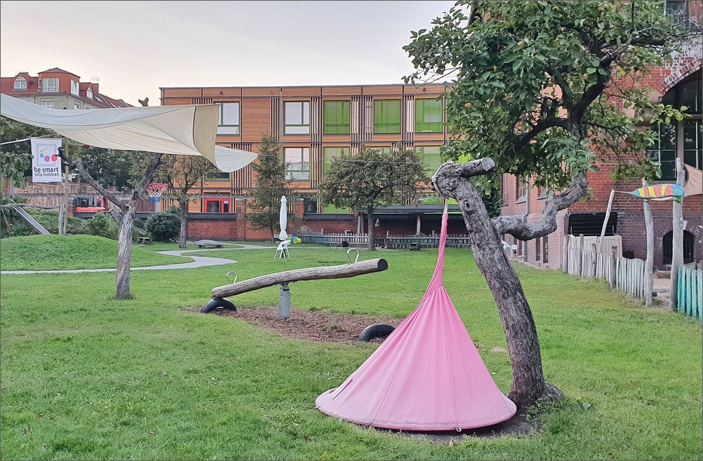 ausweichschule05.jpg
