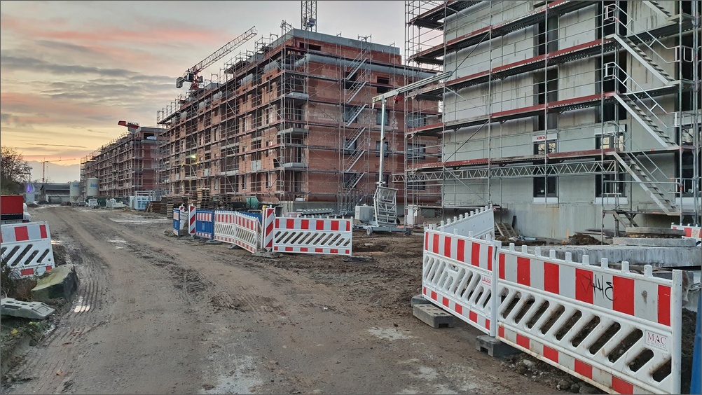 ksatanienallee_hellersdorf03.jpg