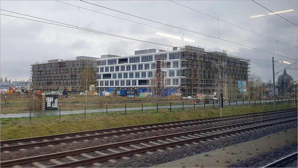 square01.jpg