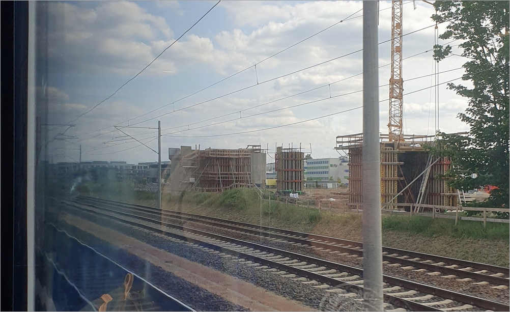fussbruecke_adlershof01.jpg