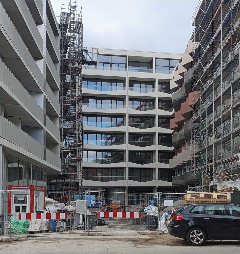 tacheles04.jpg