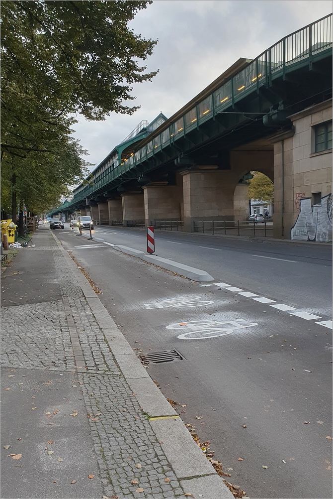 radweg_schoenhauser03.jpg