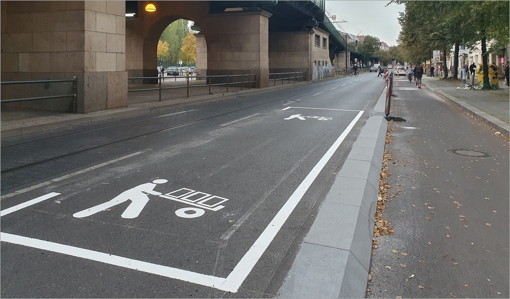 radweg_schoenhauser04.jpg