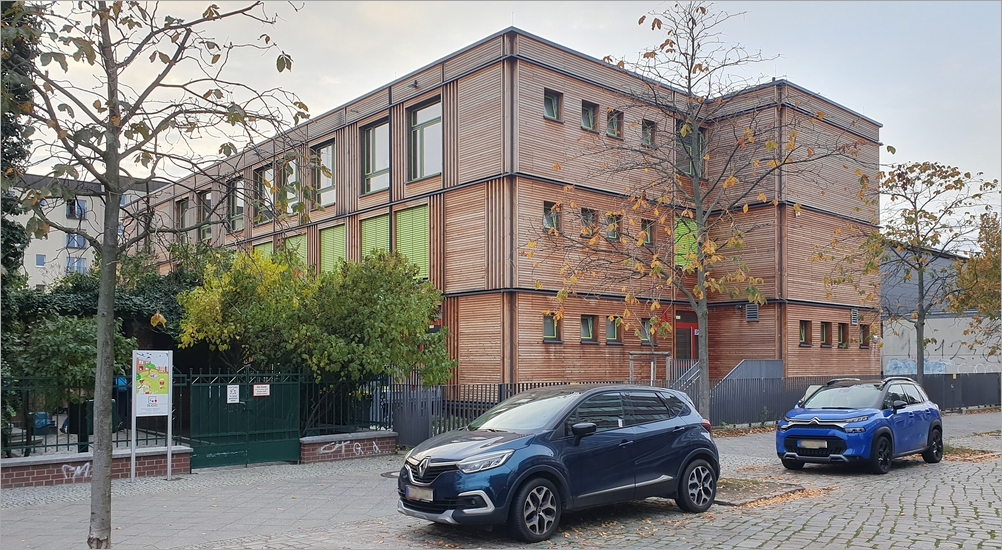 hausburgschule02.jpg
