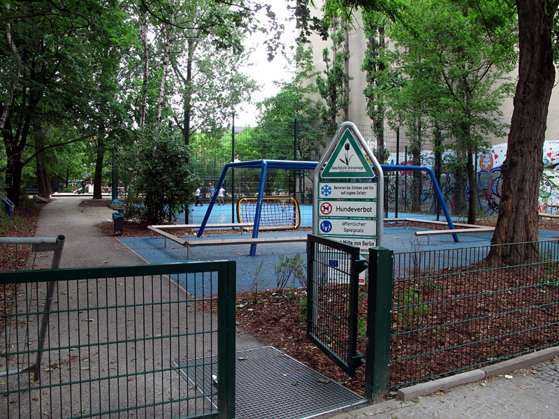 spielplatz_wiclef01wlqaz.jpg
