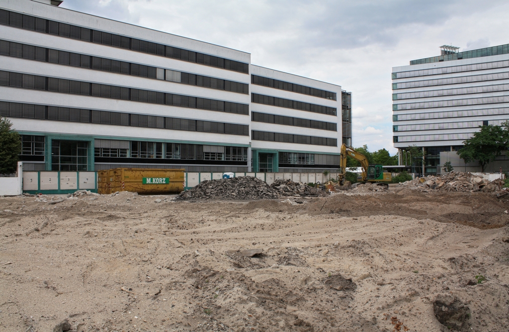 By clicking on accept, you agree that we may use. Bauprojekte Im Lyoner Quartier Burostadt Niederrad Seite 14 Frankfurt Am Main Deutsches Architekturforum