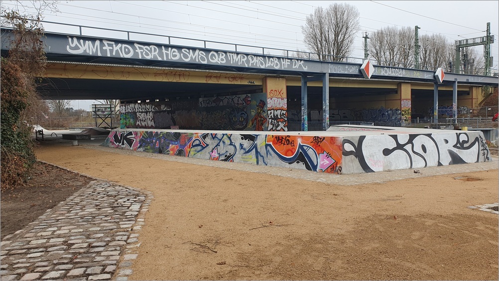 gruenanlage_neuesufer06.jpg