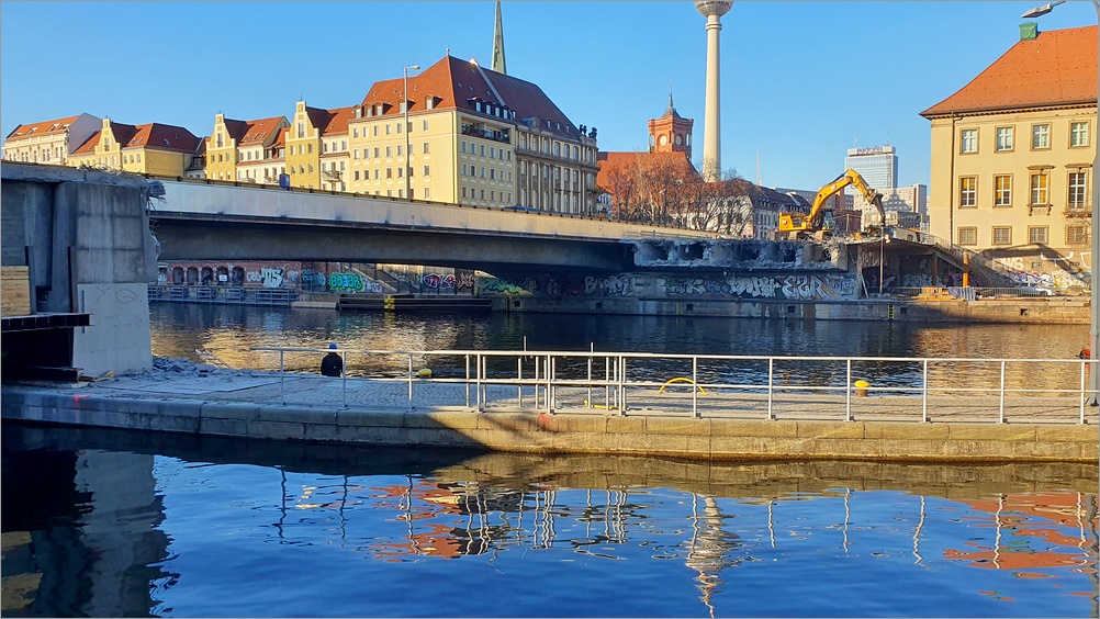 muehlendammbruecke01.jpg