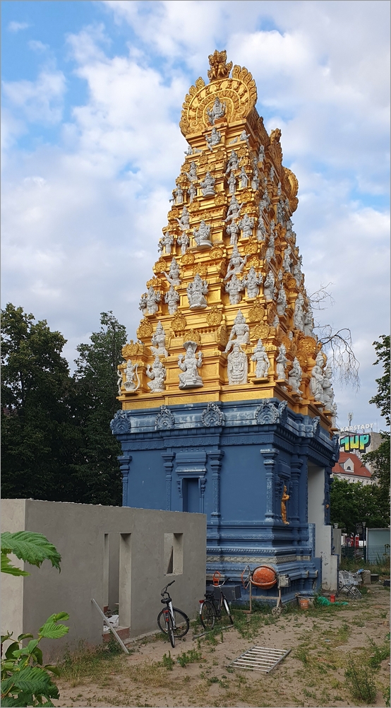 hindu02.jpg