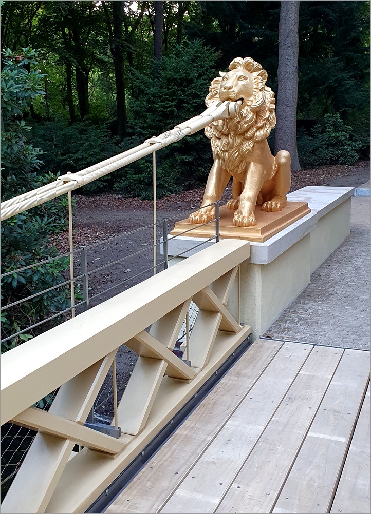 loewenbr02.jpg