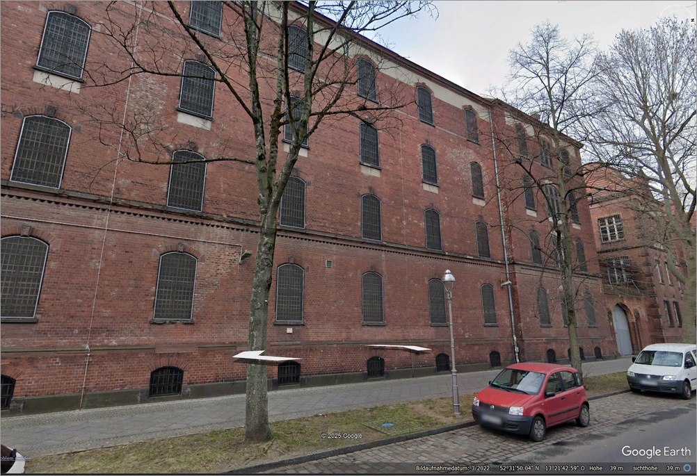 knast_lehrterstr00.jpg