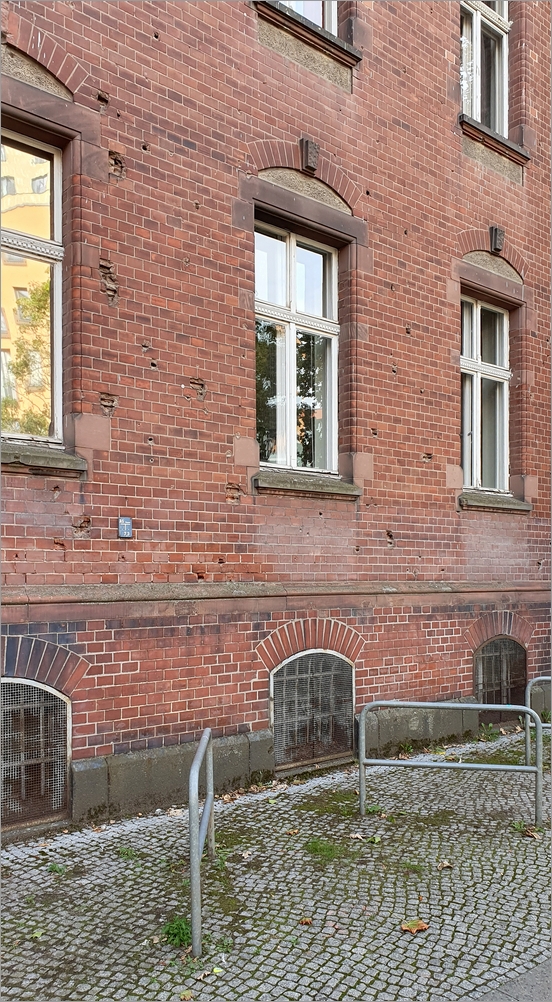 knast_lehrterstr05.jpg