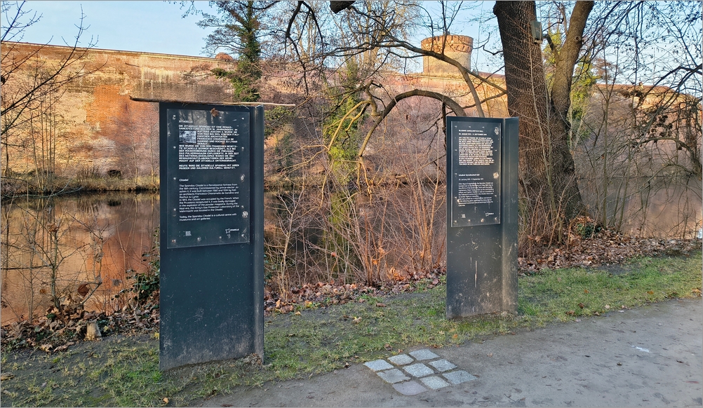 zitadelle_west09.jpg