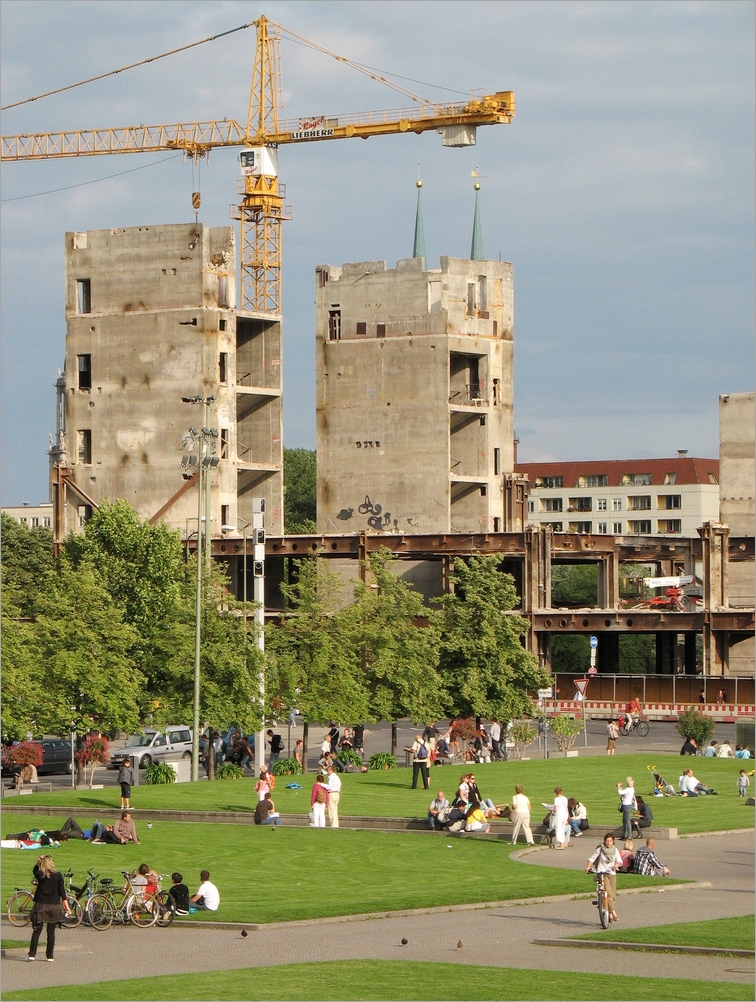 abriss_republikpalast03.jpg