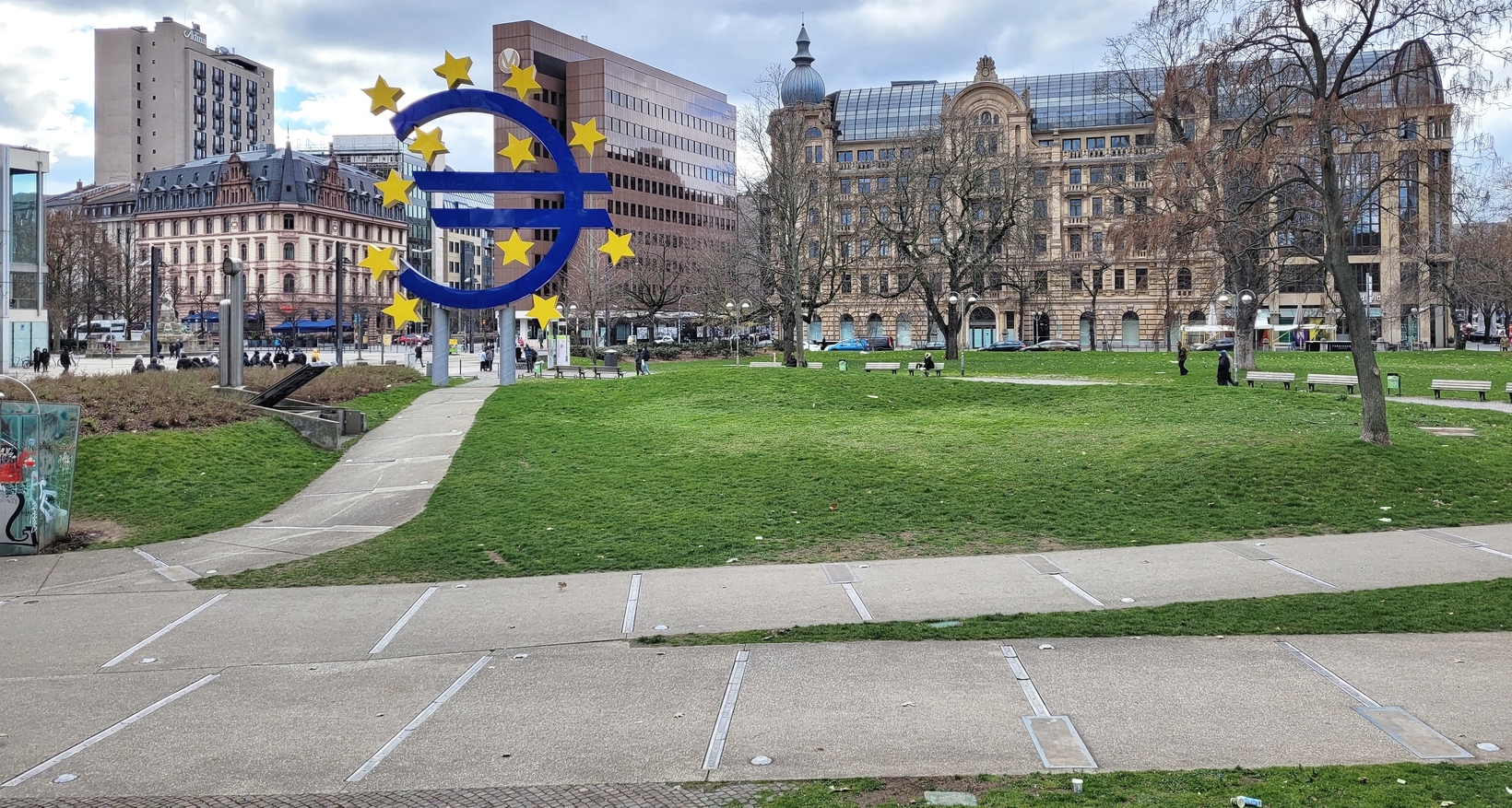 5632a_neue_buehnen_spiegelvariante.jpg