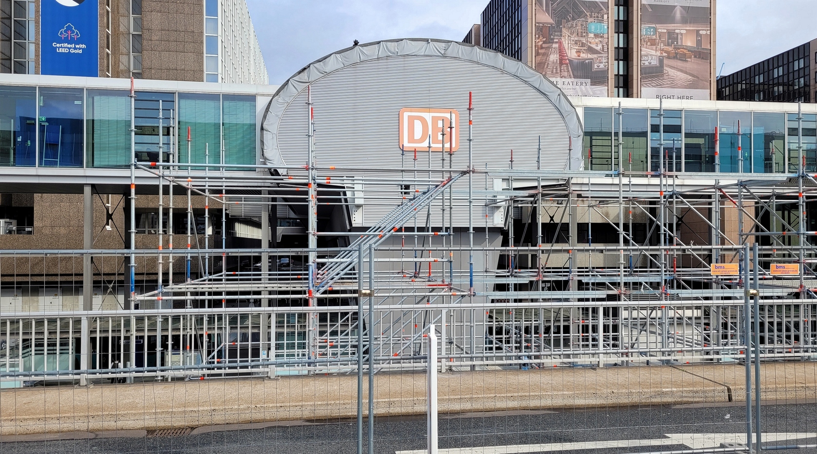 5723_airport_pts-ausbau.jpg