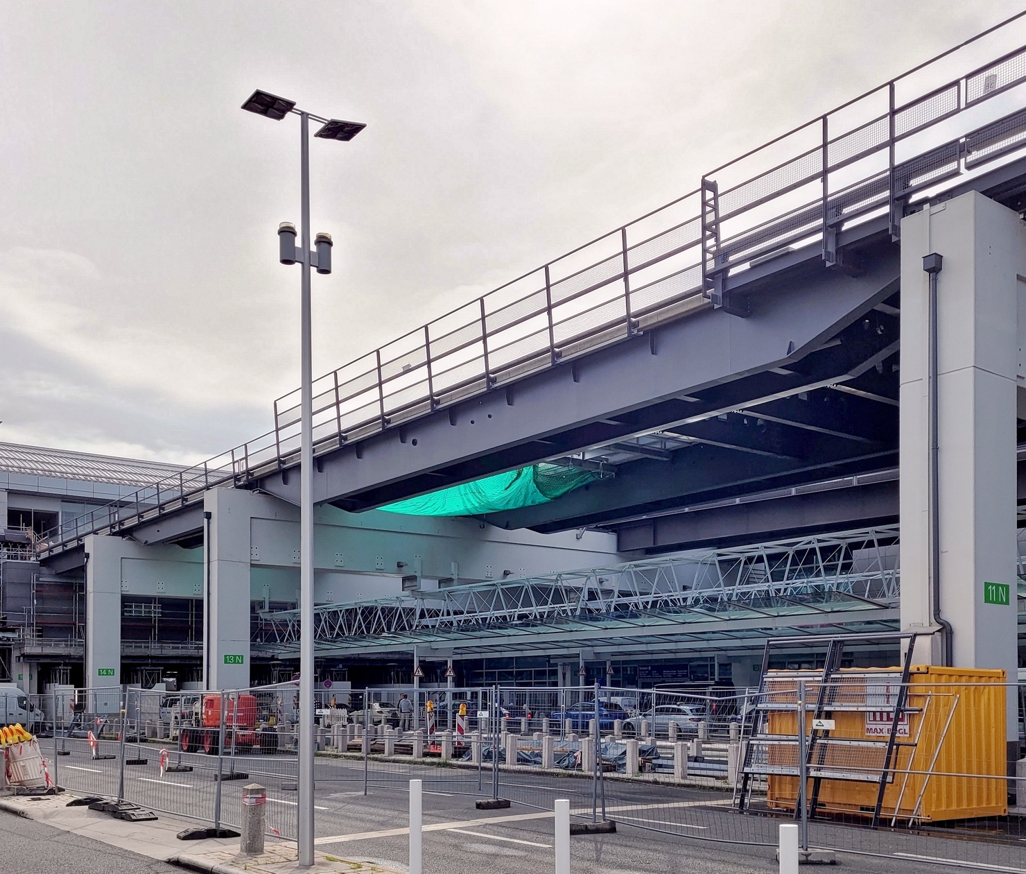 5725_airport_pts-ausbau.jpg