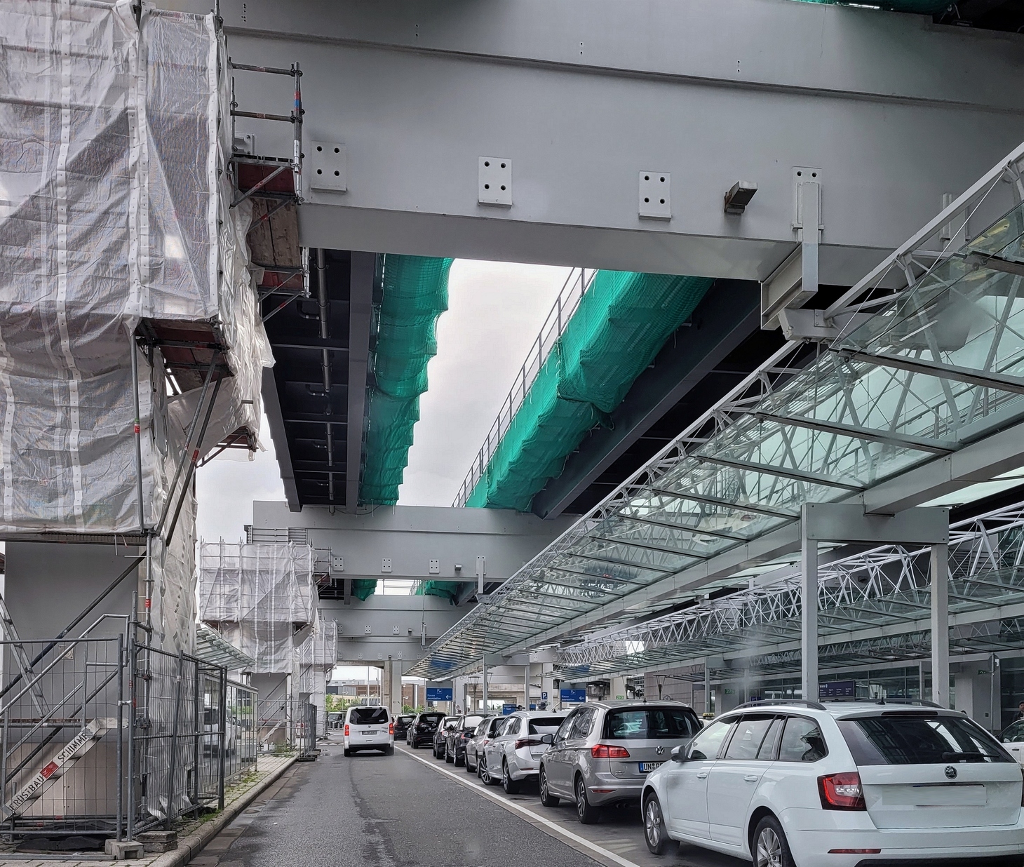 5727_airport_pts-ausbau.jpg