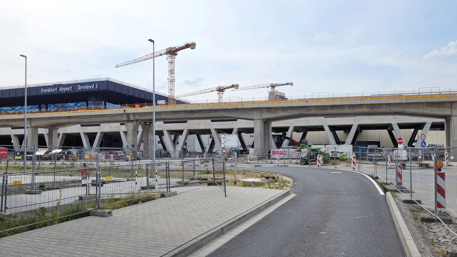 5728_airport_pts-ausbau.jpg