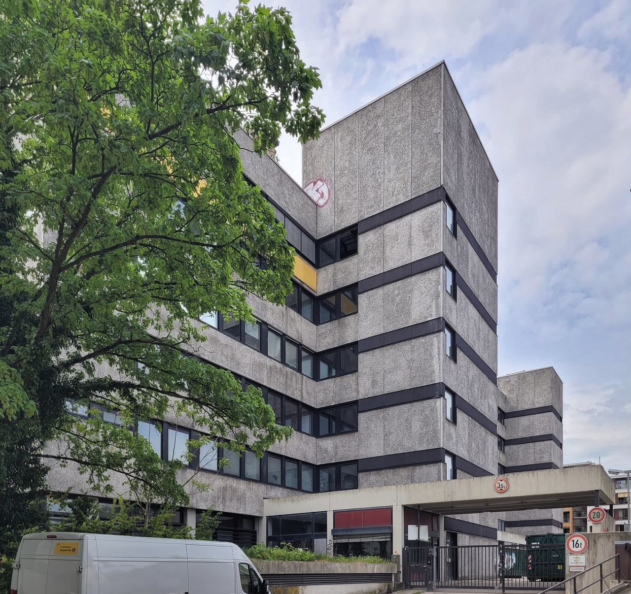 6682_post_saalburgallee.jpg