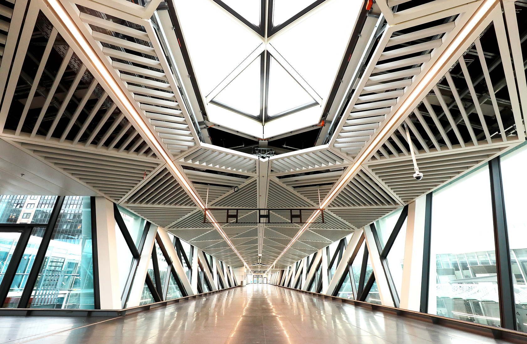 airport_pts_zu_t3_pic04.jpg