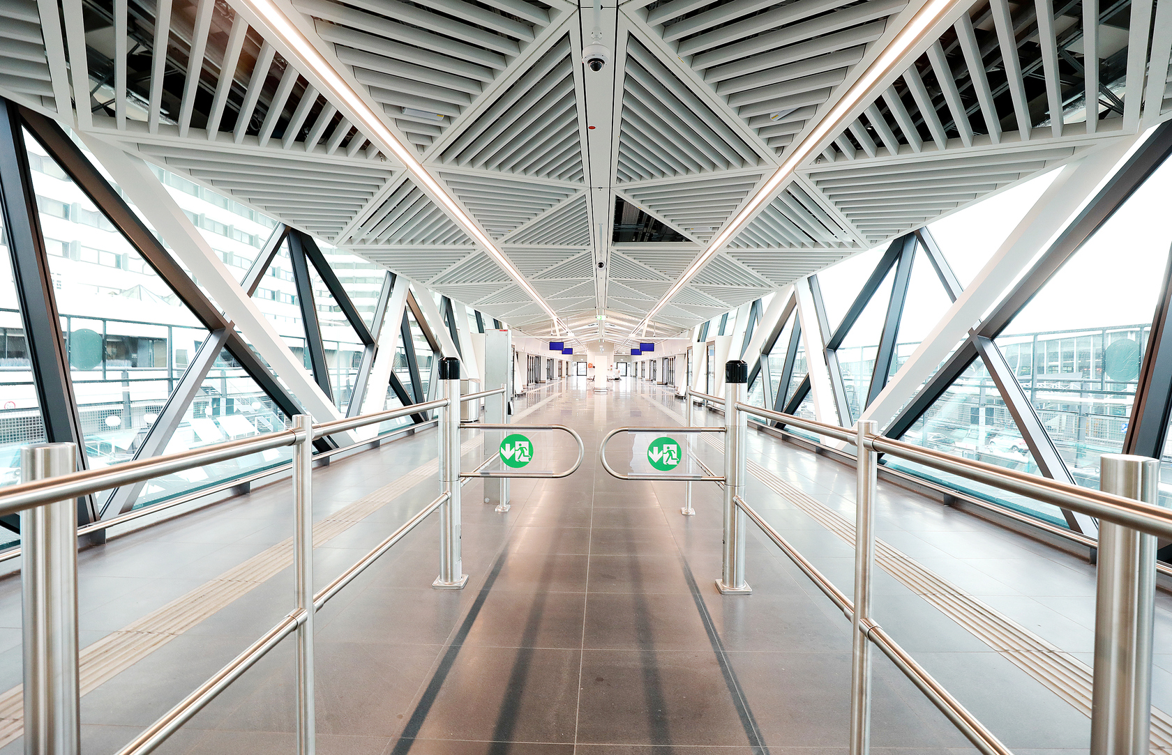 airport_pts_zu_t3_pic06.jpg