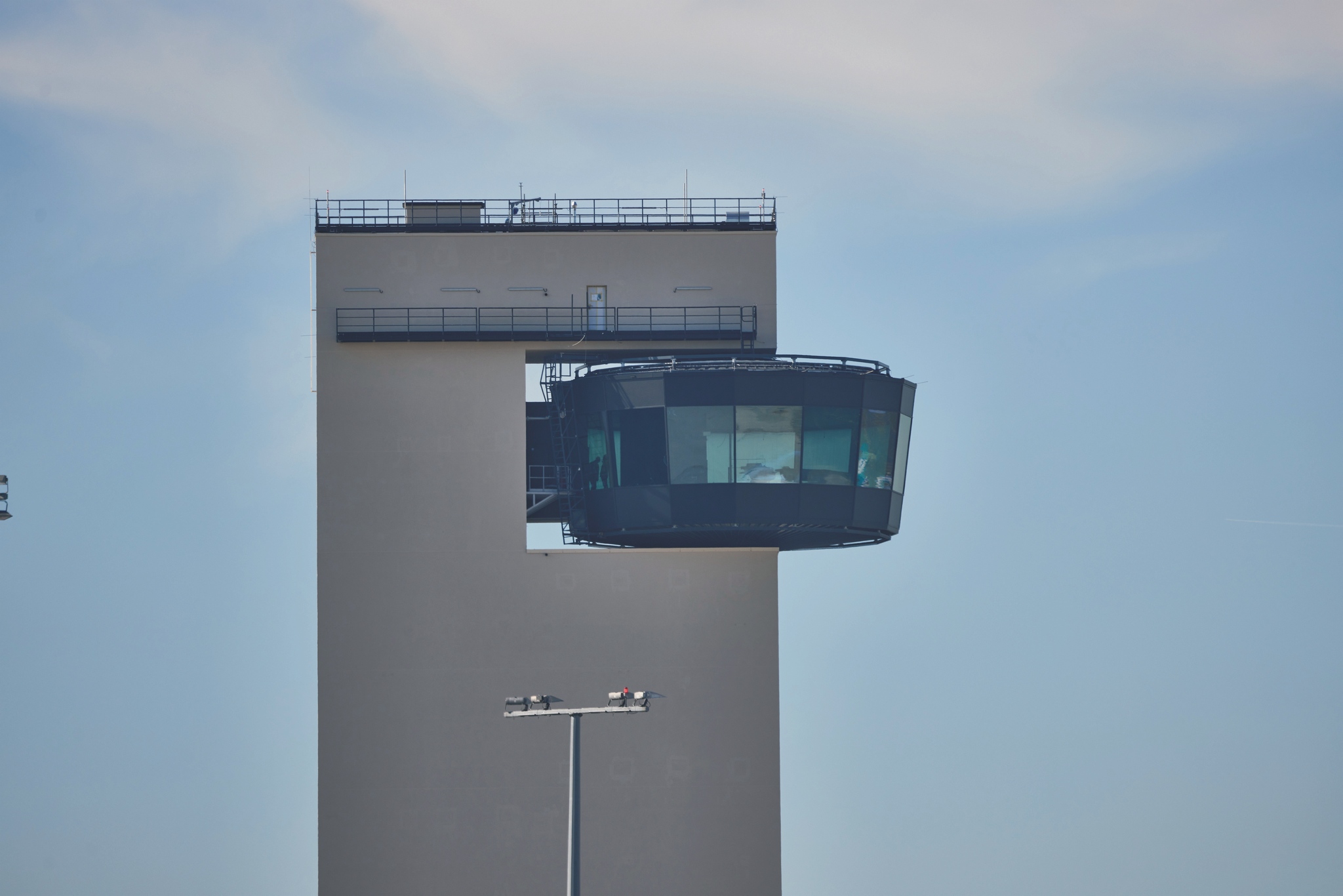 airport_terminal3_pic3.jpg