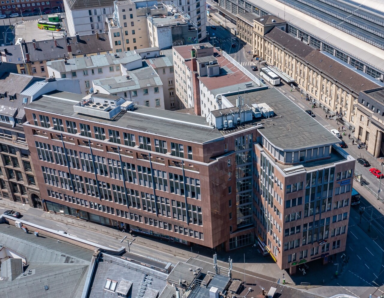 baseler_strasse_35-37_(c)_savills.jpg